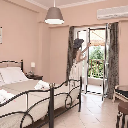 Spyridoula In Corfu Apartamento