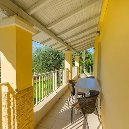 Spyridoula In Corfu Apartamento